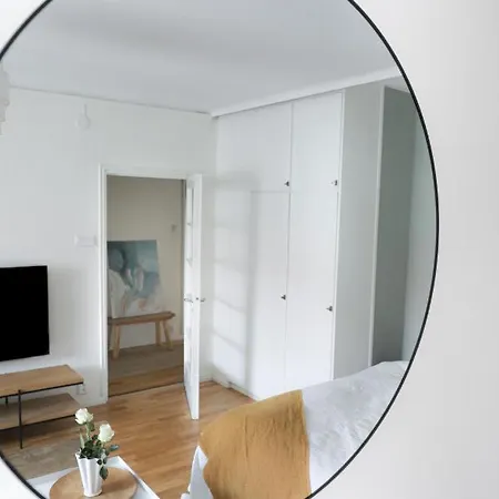 Studio-joki - Valoisa Asunto Keskustassa *